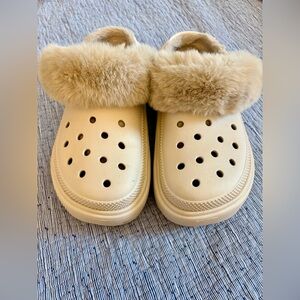 Cozy Tan Crocs with Faux Fur Lining